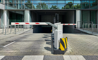 Sorompó és rendszámfelismerés